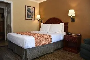 Dynasty Suites Redlands Hotel